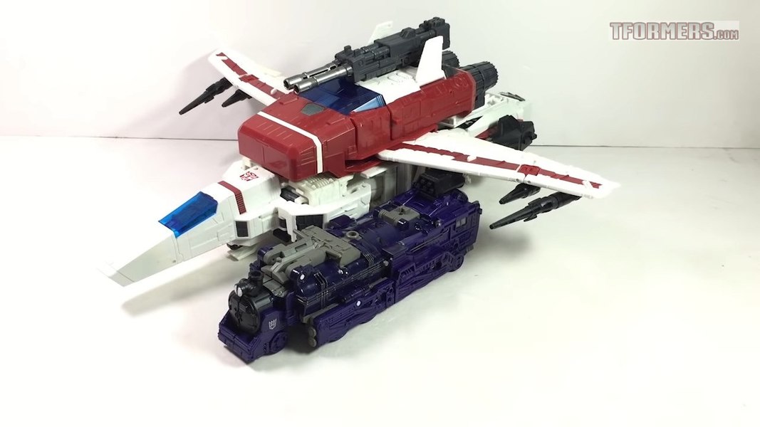 Siege Astrotrain In Hand With Video Review And Images 27 (27 of 30)